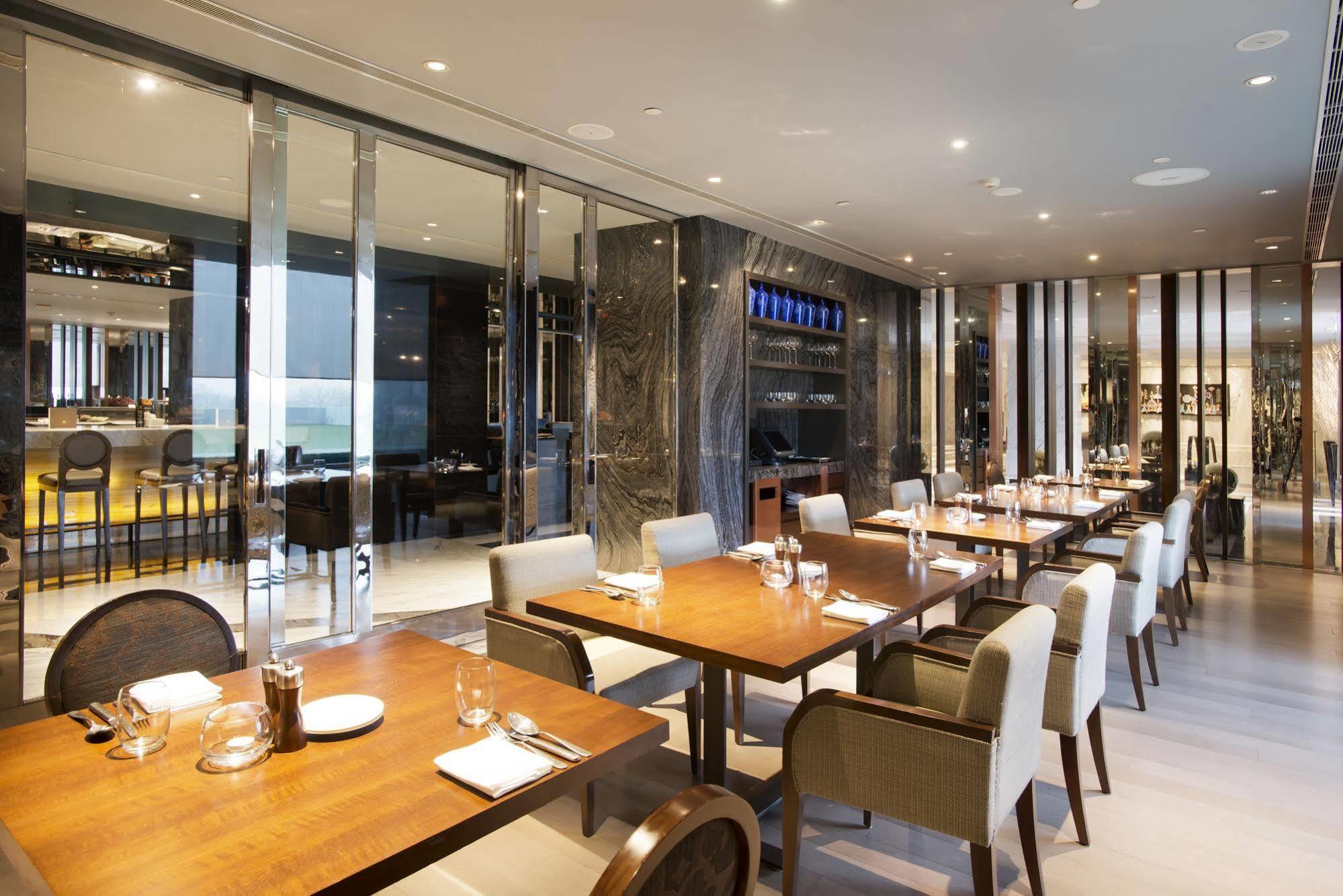 Hotel Hyatt Regency Gurgaon Exterior foto