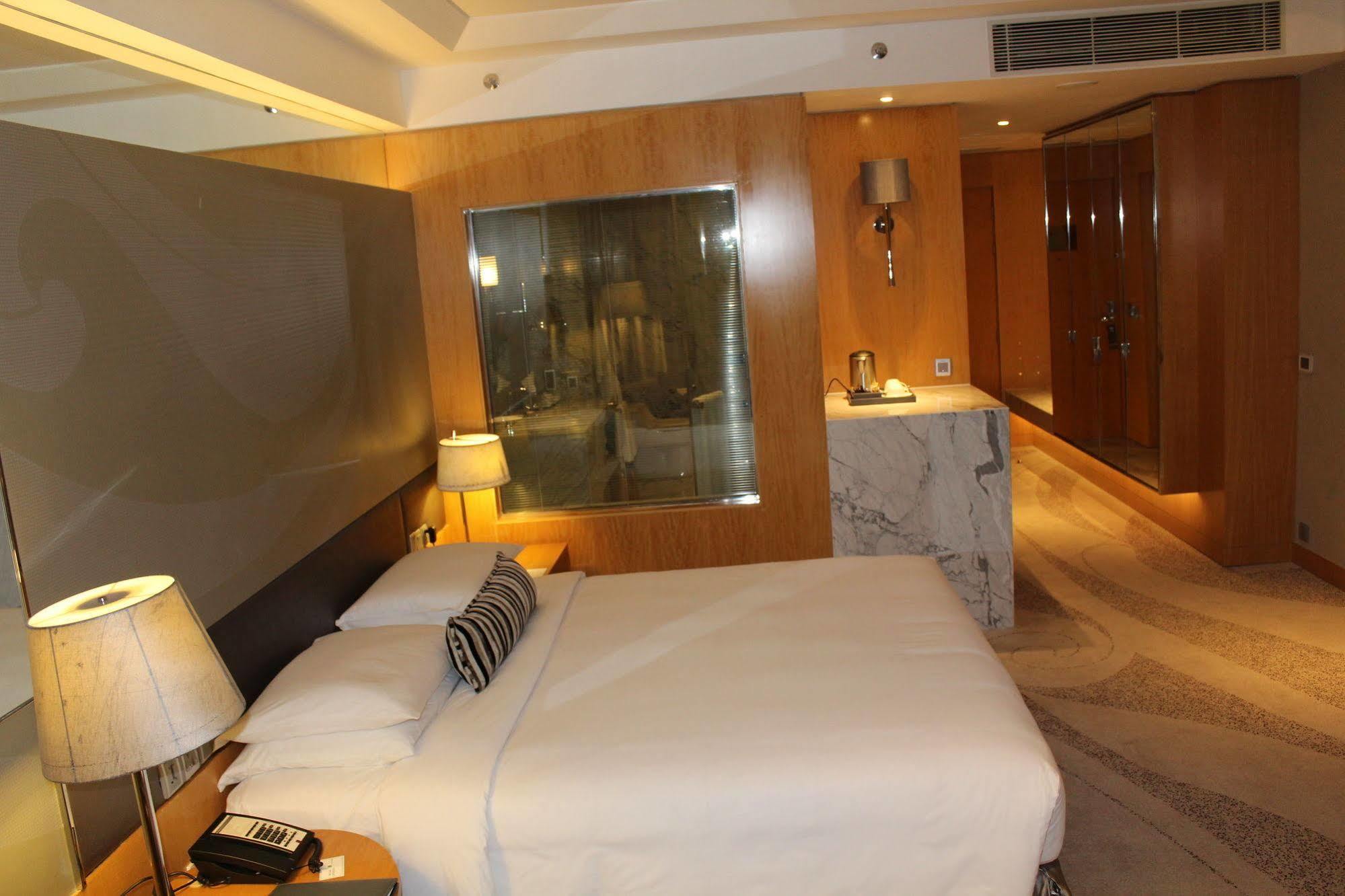 Hotel Hyatt Regency Gurgaon Exterior foto